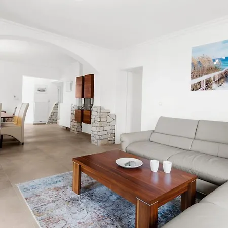 Milena Guest house *
