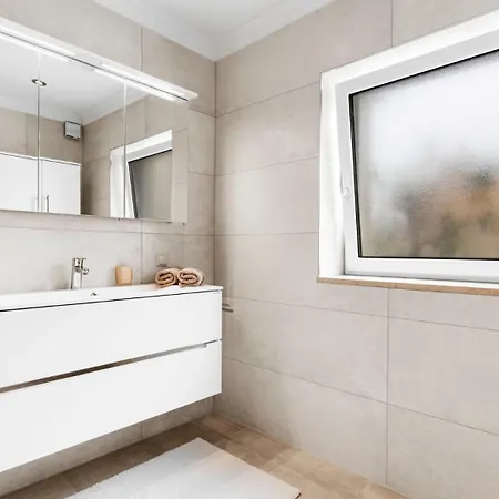 Milena By Crveni Vrh